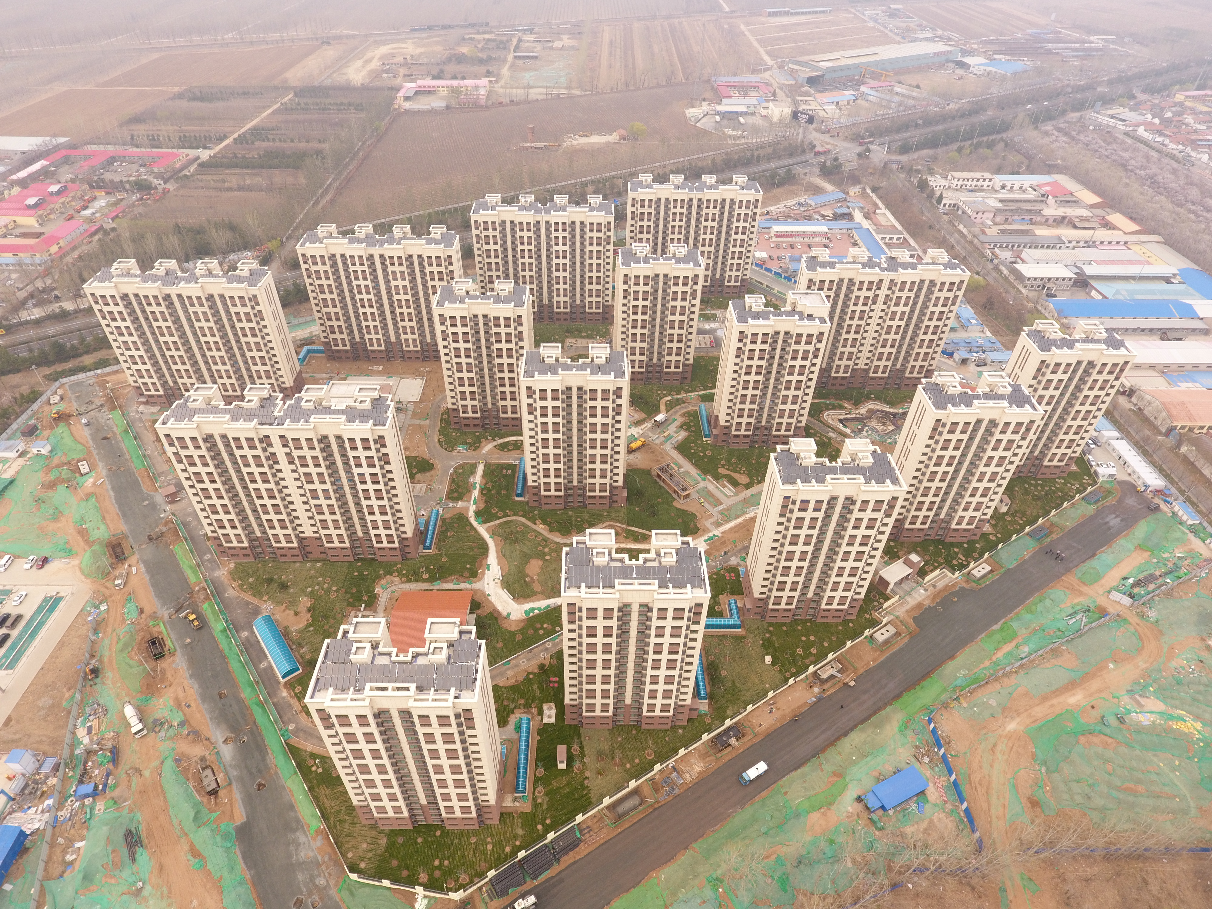 王各庄回迁房照片.jpg 王各庄回迁房照片.jpg